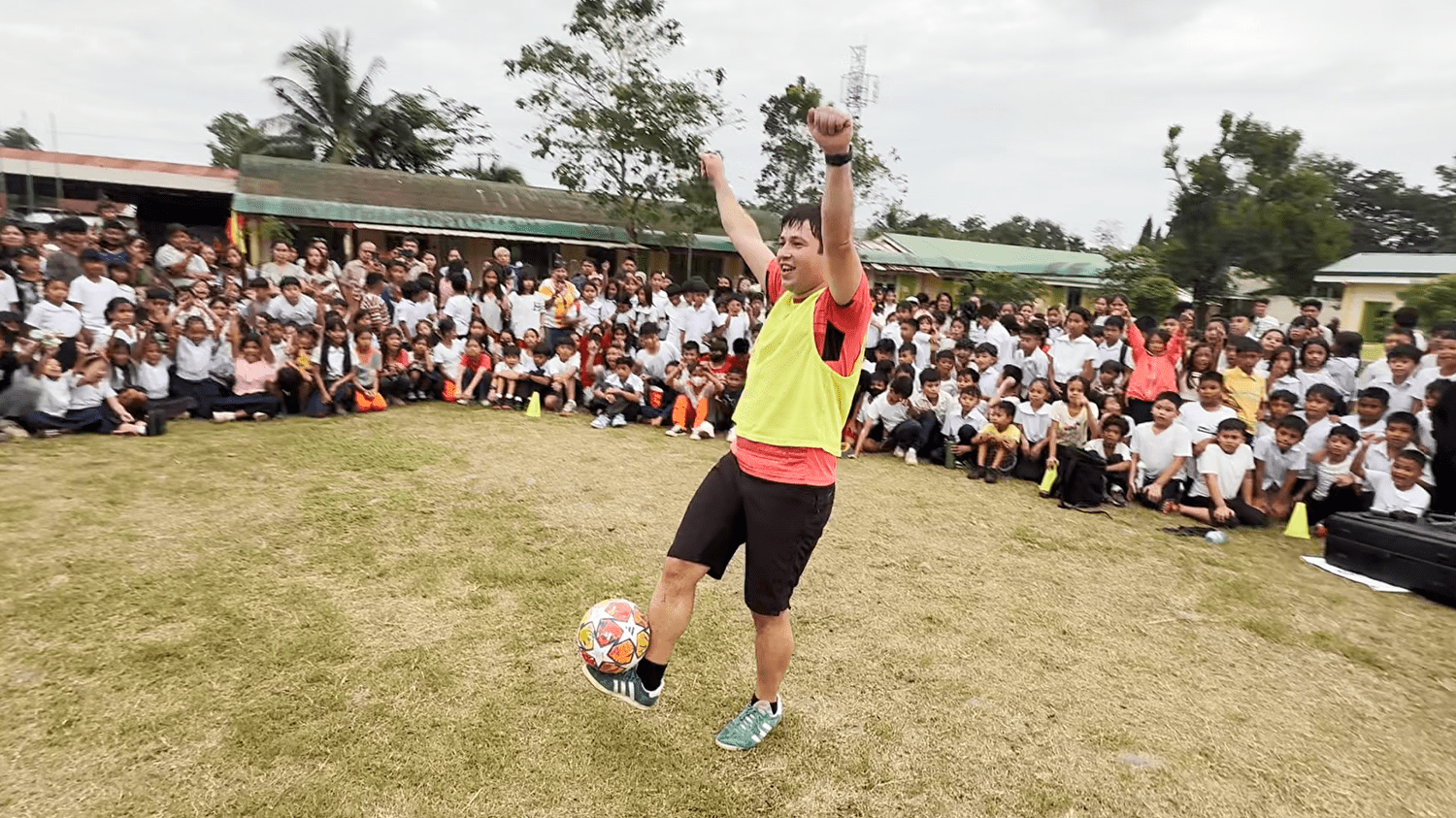 Freestyle football in front of the crowd